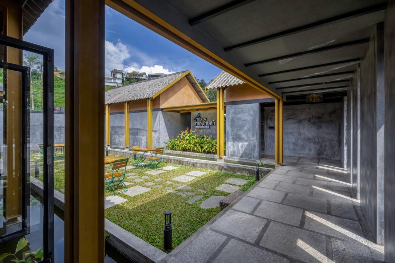 Misty Mountain Experience By Perfect Stays Pīrmed Buitenkant foto