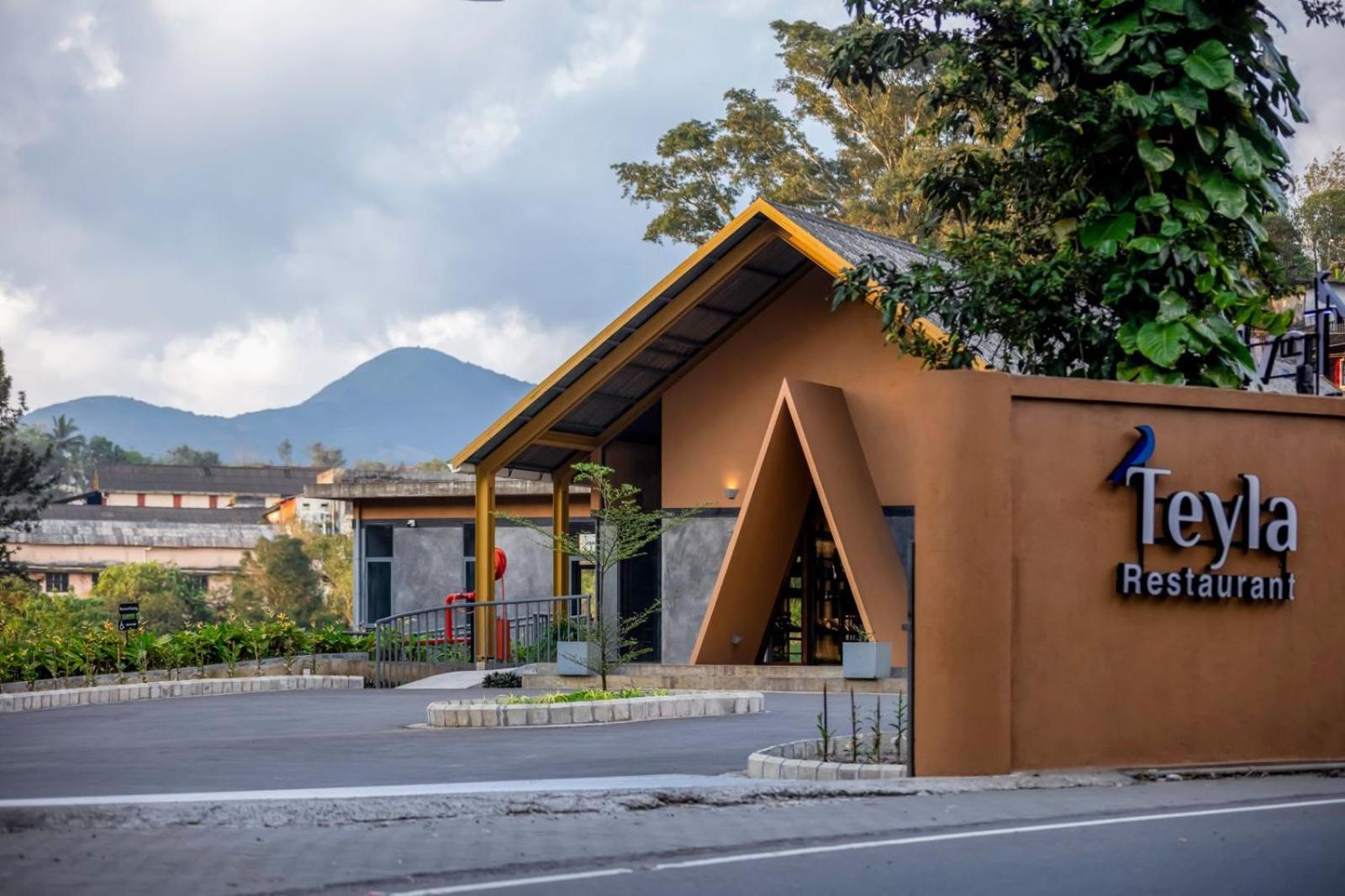 Misty Mountain Experience By Perfect Stays Pīrmed Buitenkant foto